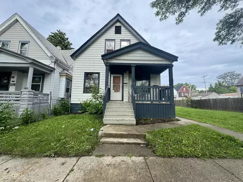 2768 N 34th, Milwaukee, WI 53210
