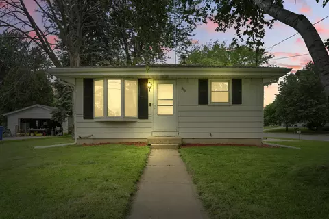 306 Elba, Watertown, WI 53098