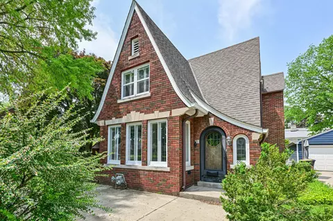 651 N 76th, Wauwatosa, WI 53213