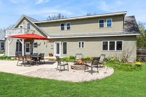 34437 Bassett, Randall, WI 53105