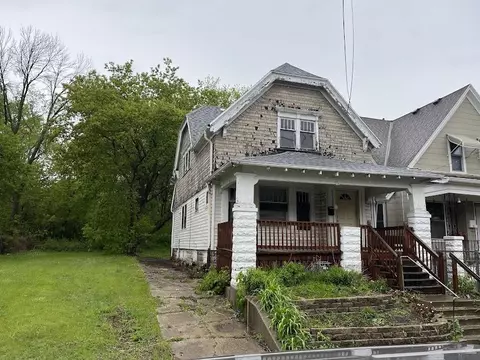 3361 N 1st, Milwaukee, WI 53212