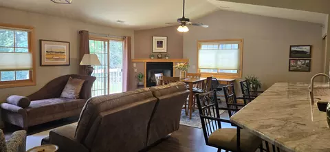 18600 Brookfield Lk #58, Brookfield, WI 53045