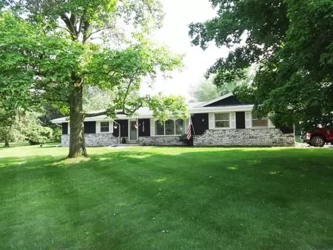 31205 Red Oak, Waterford, WI 53185