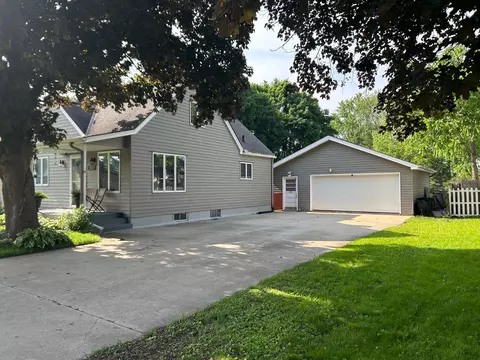 218 Milwaukee, Neosho, WI 53059
