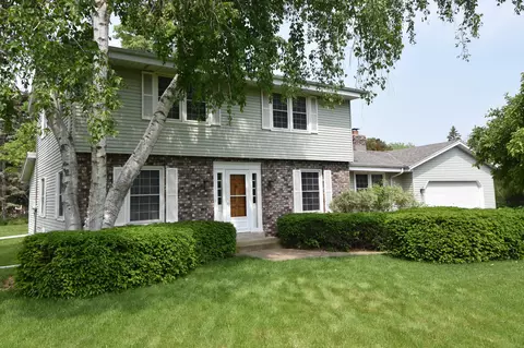 5151 S Donna, Hales Corners, WI 53130