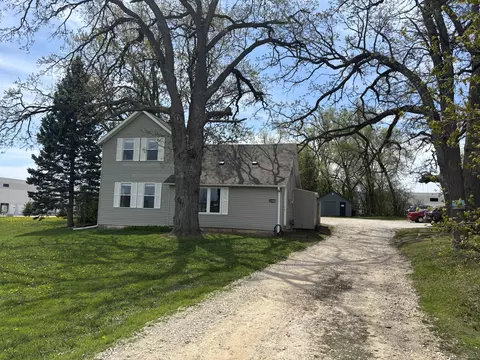12509 38th, Paris, WI 53144