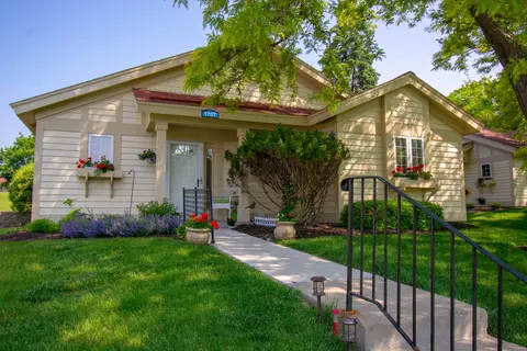 1707 Cottage, Geneva, WI 53147