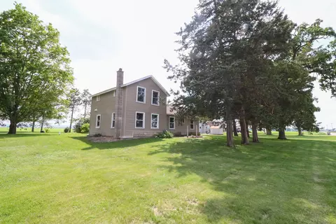 w21081 Cox Road, Caledonia, WI 54630