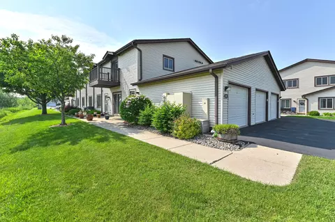 7220 Mariner #6, Mount Pleasant, WI 53406
