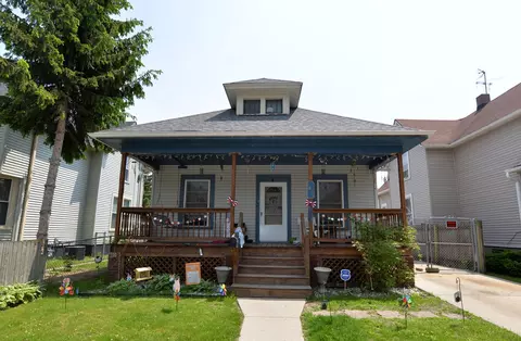 1835 Villa, Racine, WI 53403