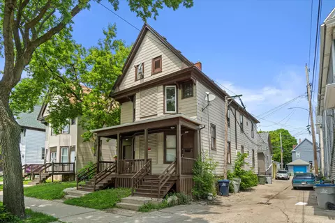 1718 W Washington #1720, Milwaukee, WI 53204