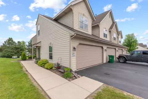2639 W Honadel, Oak Creek, WI 53154