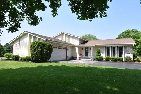 s46w25179 Black Oak, Waukesha, WI 53189