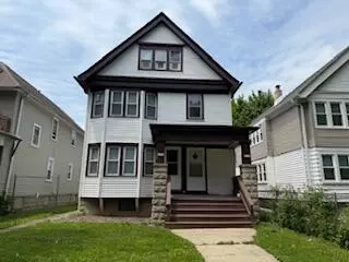 2757 N 36th #2759, Milwaukee, WI 53210
