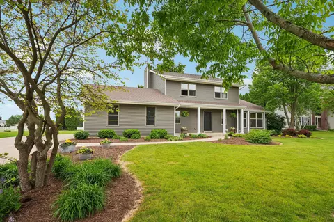 n54w35709 Hill, Oconomowoc, WI 53066