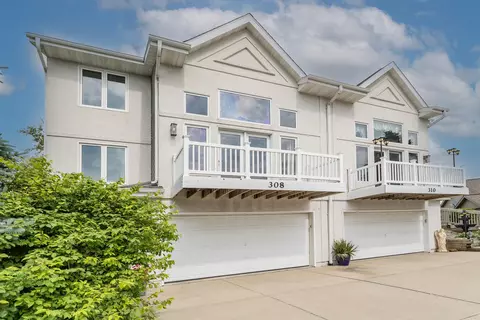 308 East Hvn #A, Watertown, WI 53094