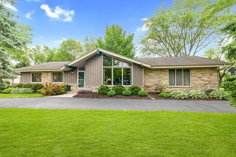 3200 Applegate, Brookfield, WI 53005