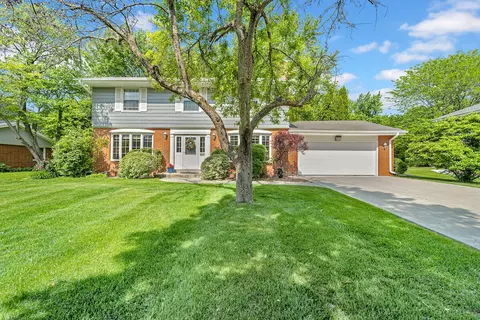 519 Madero, Thiensville, WI 53092