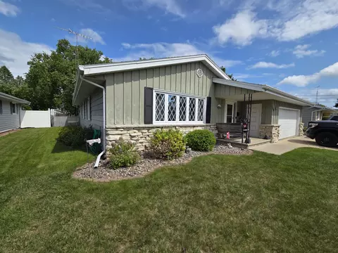 1641 Atlanta, Manitowoc, WI 54220
