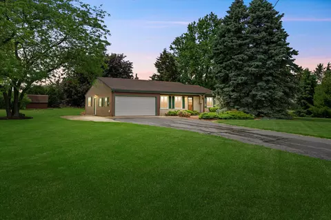 7291 Trading Post, Trenton, WI 53090