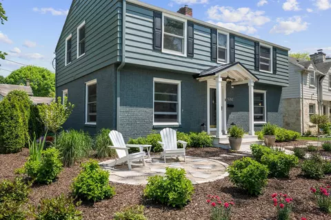 5262 N Diversey, Whitefish Bay, WI 53217