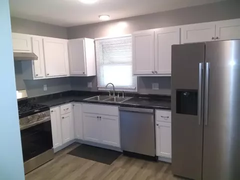 3609 N 77th, Milwaukee, WI 53222