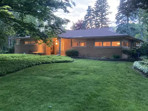 3358 Taylor, Elmwood Park, WI 53405