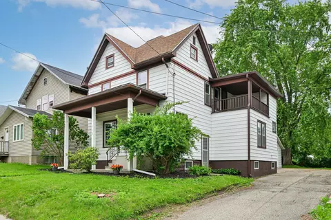 115 E Ml, Beaver Dam, WI 53916