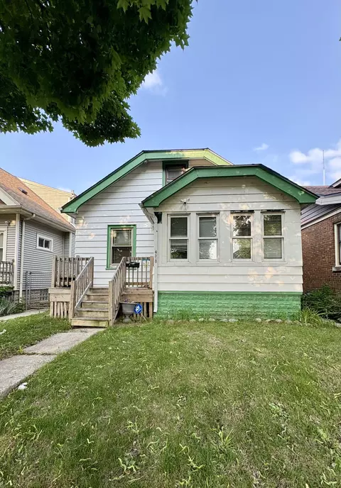 4110 N 7th, Milwaukee, WI 53209