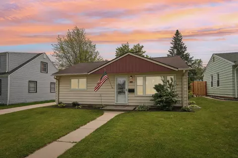 6417 W Bennett, Milwaukee, WI 53219