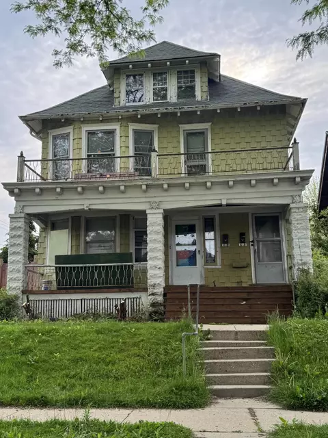 3225 N 24th #3227, Milwaukee, WI 53206