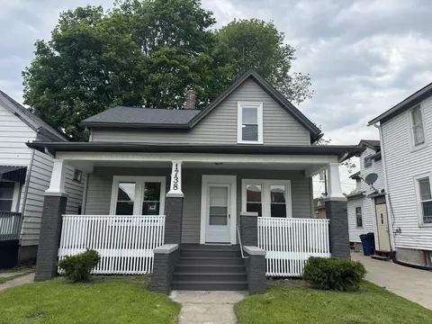 1738 Center, Racine, WI 53403