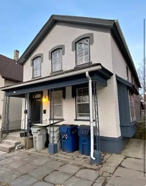 738 S 25th, Milwaukee, WI 53204