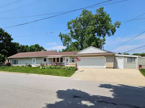 12626 W Lancaster, Butler, WI 53007
