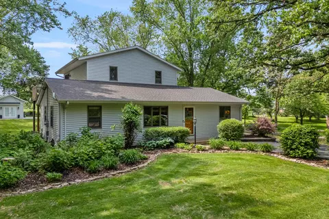 s23w35519 Parry, Ottawa, WI 53066