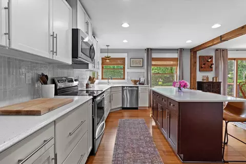 1280 Harvey, Brookfield, WI 53005