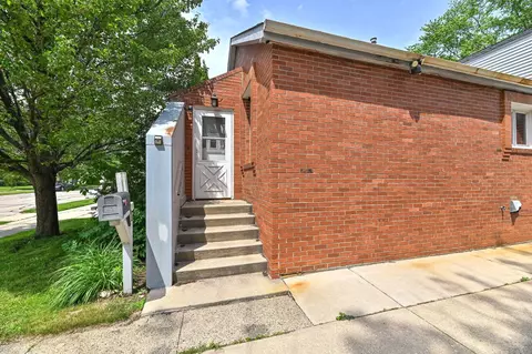 2517 Ashland, Racine, WI 53403