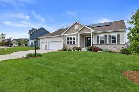n48w15452 Aster, Menomonee Falls, WI 53051