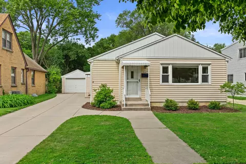 181 N 92nd, Milwaukee, WI 53226