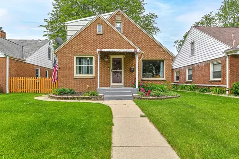 2813 N 82nd, Milwaukee, WI 53222
