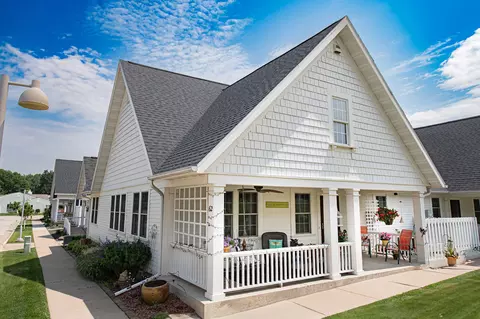 62 Brickyard, Winona, MN 55987