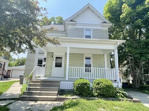 410 N 5th, Watertown, WI 53094