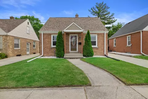 2225 Shoop, Racine, WI 53404