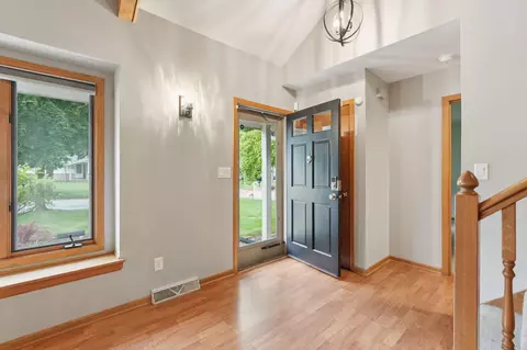 9312 W Clovernook, Milwaukee, WI 53224