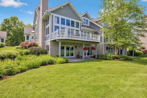 1223 Milwaukee #B, Delafield, WI 53018