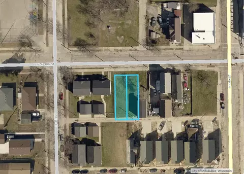 1325 W Cherry #1327, Milwaukee, WI 53205