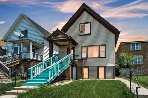 2330 S 15th, Milwaukee, WI 53215