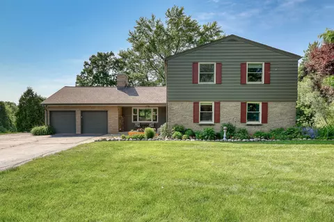 3365 Cardinal, Brookfield, WI 53005
