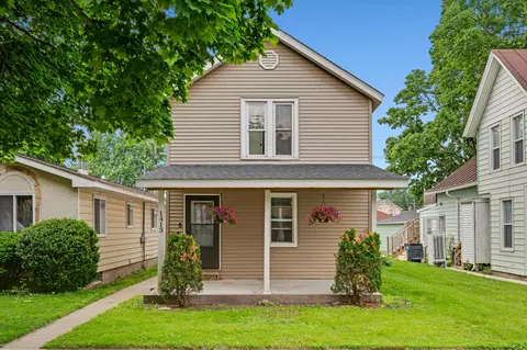 1413 Avon, La Crosse, WI 54603
