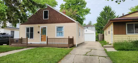 2432 Summit, Racine, WI 53404